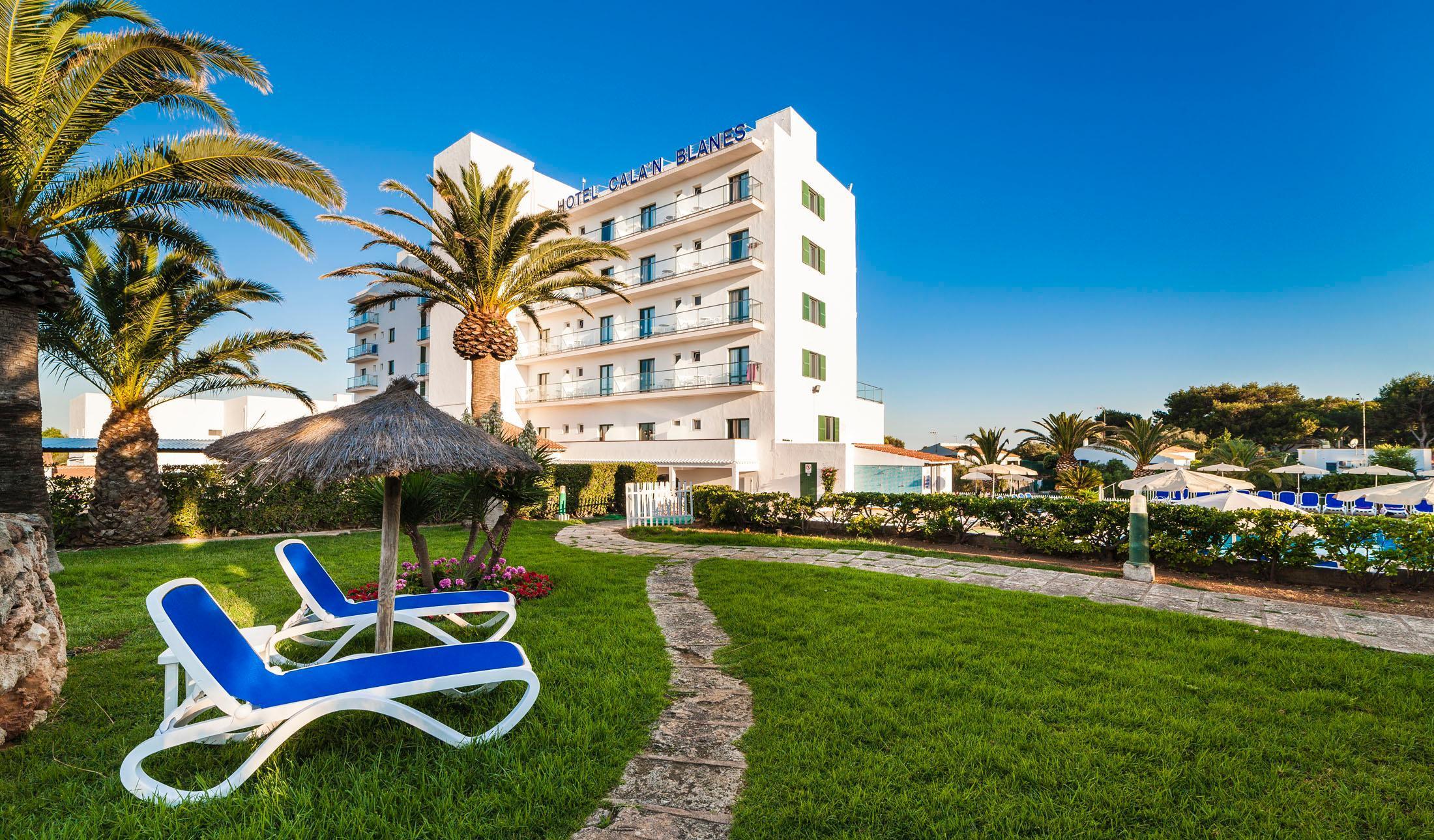 Globales Cala'N Blanes Hotel Cala'N Blanes  ภายนอก รูปภาพ