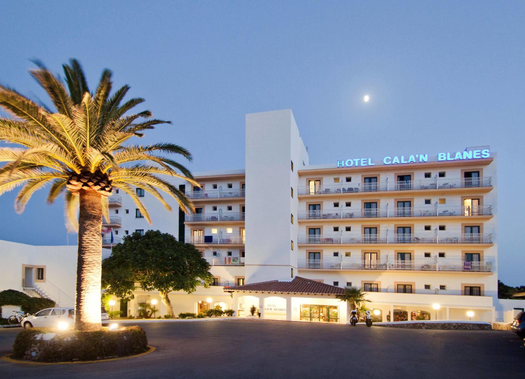 Globales Cala'N Blanes Hotel Cala'N Blanes  ภายนอก รูปภาพ