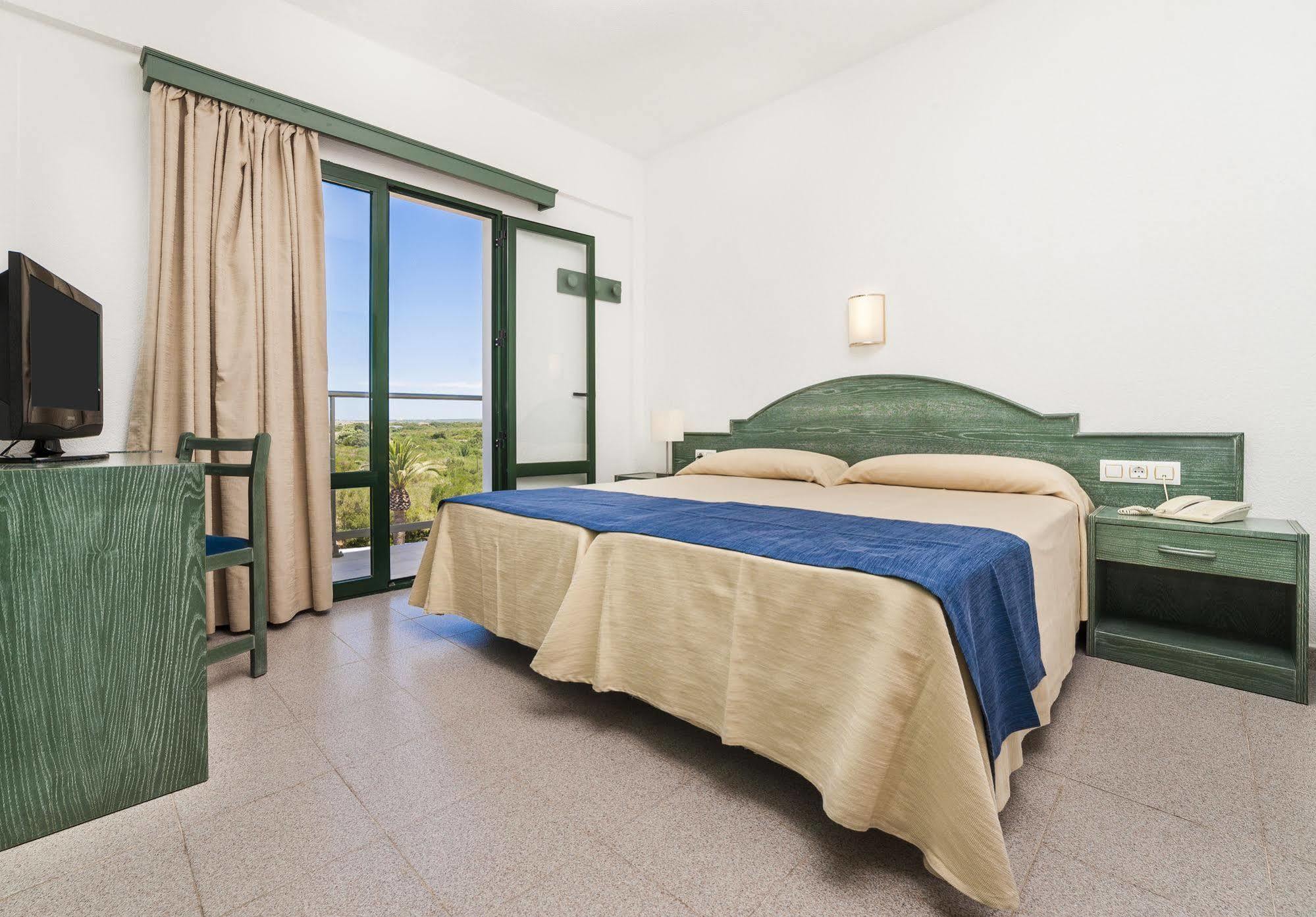 Globales Cala'N Blanes Hotel Cala'N Blanes  ภายนอก รูปภาพ