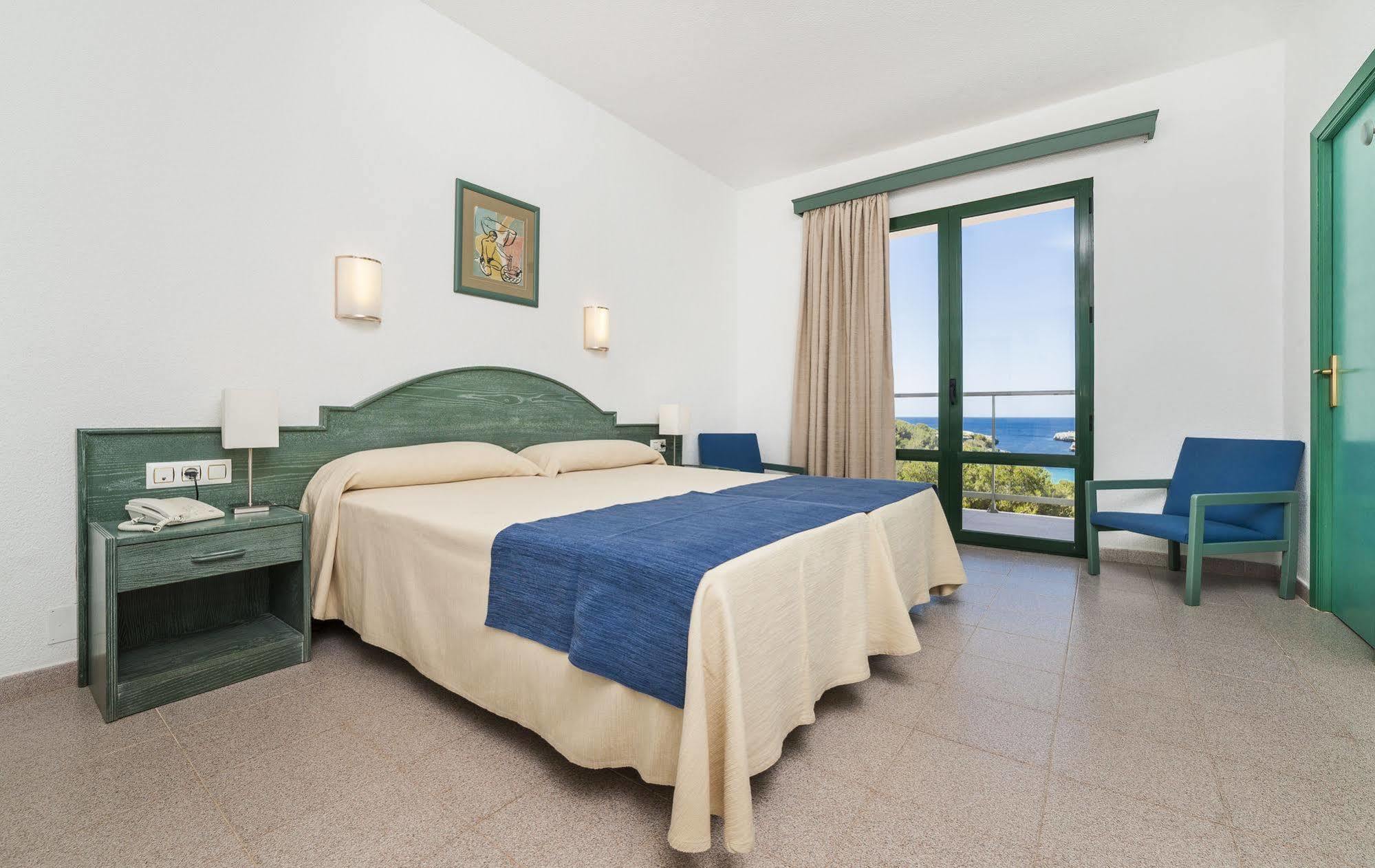 Globales Cala'N Blanes Hotel Cala'N Blanes  ภายนอก รูปภาพ